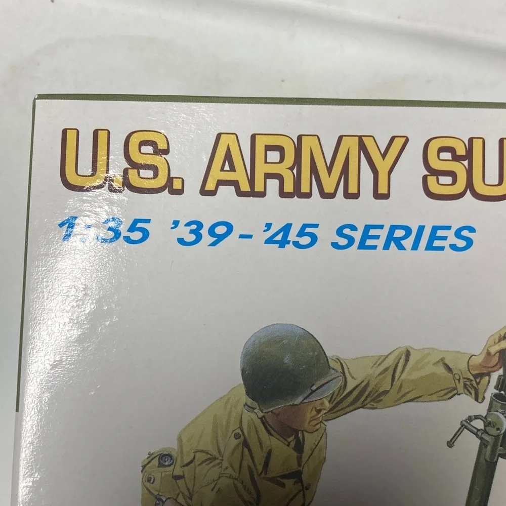 Dragon 1/35 WWII model figure kit, 6 figs, U.S. Army Support Weapon Teams, new
